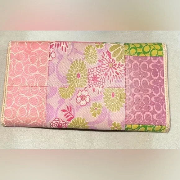 π€COACH FACTORY 2008 PATCHWORK WALLETπ€ - Picture 6 of 6